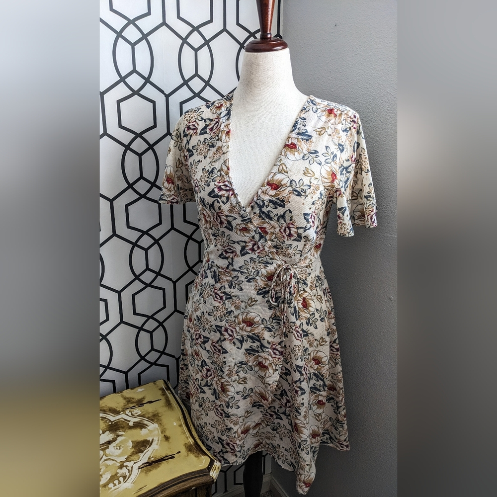 🤎Monteau Floral Wrap Dress💙
